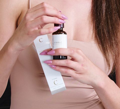 Nanoil Face Serum – βιταμίνη C που με βοηθά να ξεφορτωθώ τα σκούρα σημάδια!